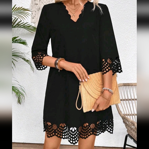 Women Summer Hollow Out A-Line Dress With Arc-Shaped V-Neck, Loose Fit And Elega - Picture 3 of 4